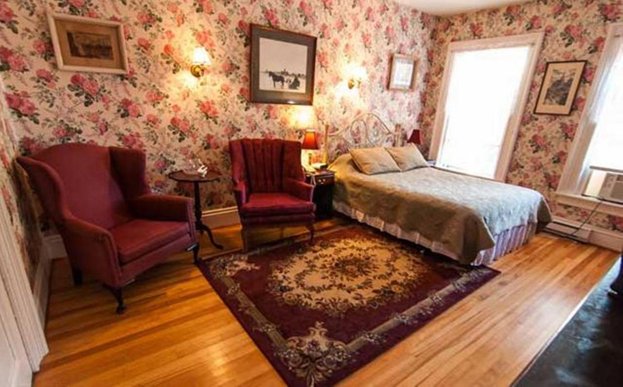 Carriage House Inn Fredericton Esterno foto