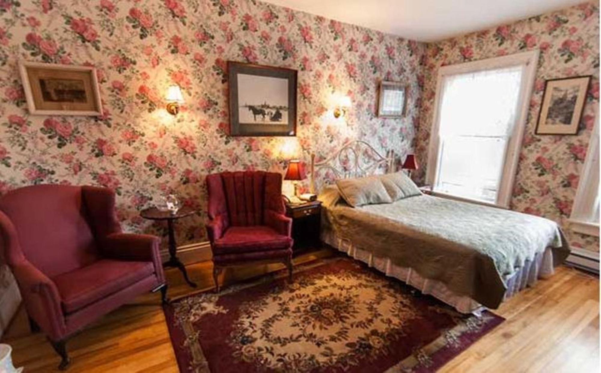Carriage House Inn Fredericton Esterno foto