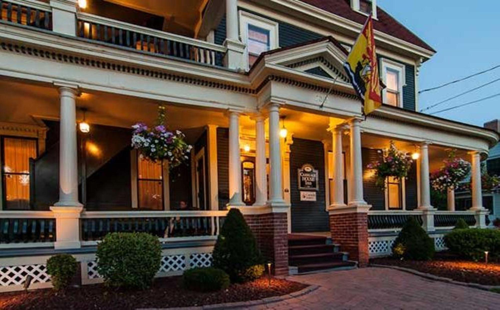 Carriage House Inn Fredericton Esterno foto